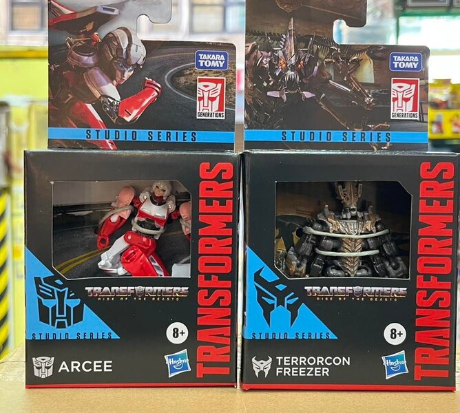  In Package Image Of Transformers Rise Of The Beasts Freezer Arcee  (5 of 6)